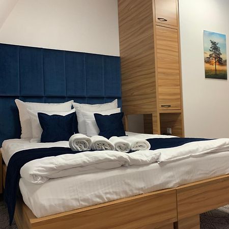 Piramida Lejlighedshotel Boleslawiec  Eksteriør billede