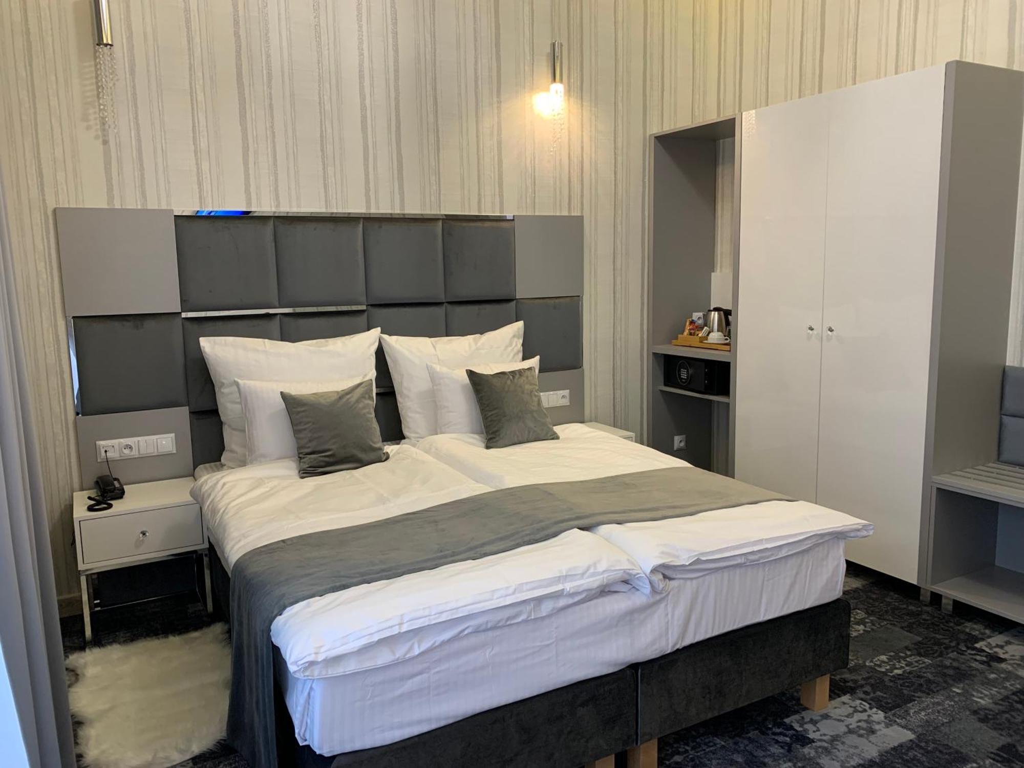 Piramida Lejlighedshotel Boleslawiec  Eksteriør billede