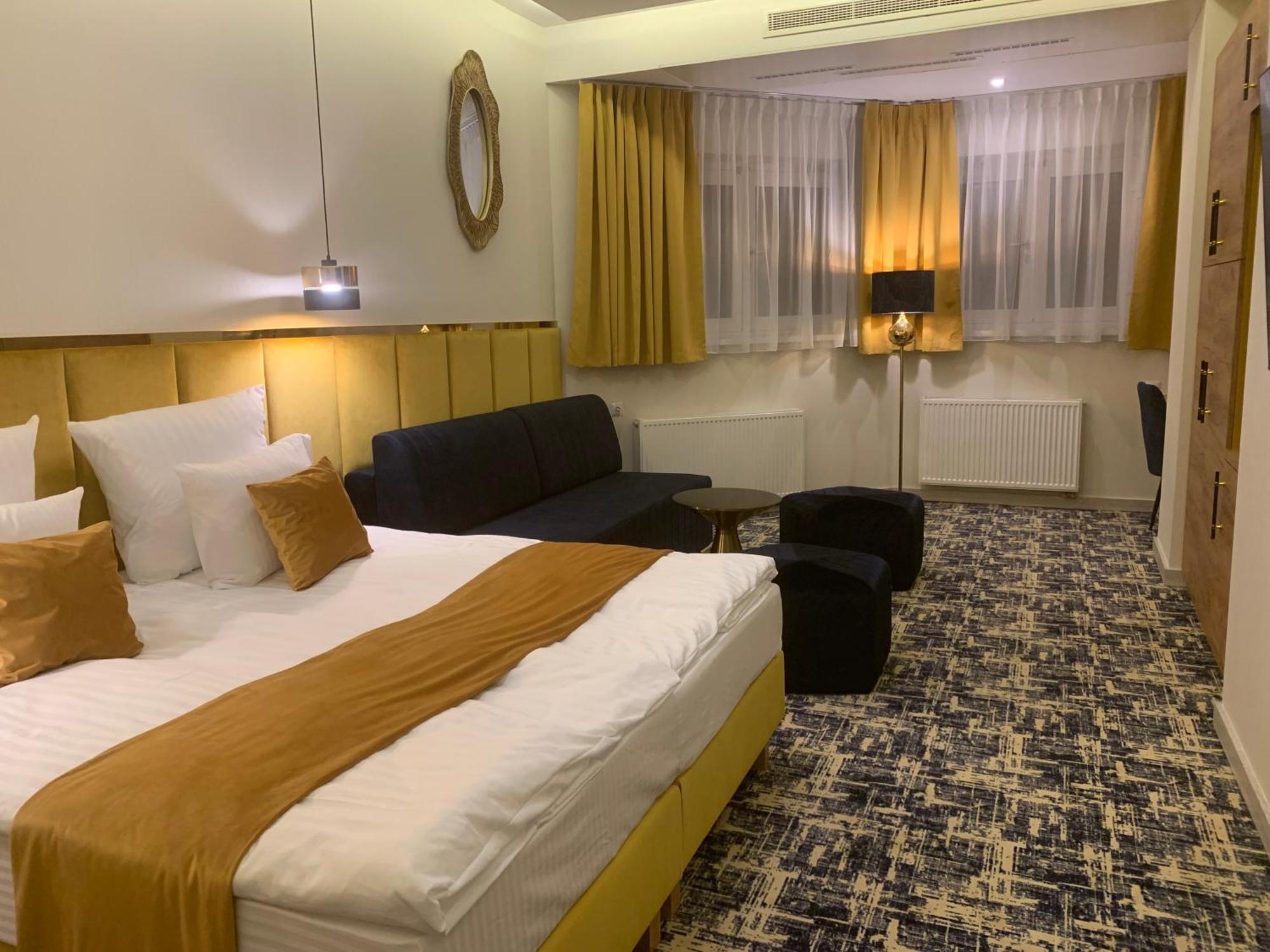 Piramida Lejlighedshotel Boleslawiec  Eksteriør billede